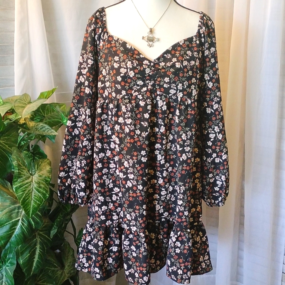 ⚜️ NWOT Lily Rose Peasant Dress